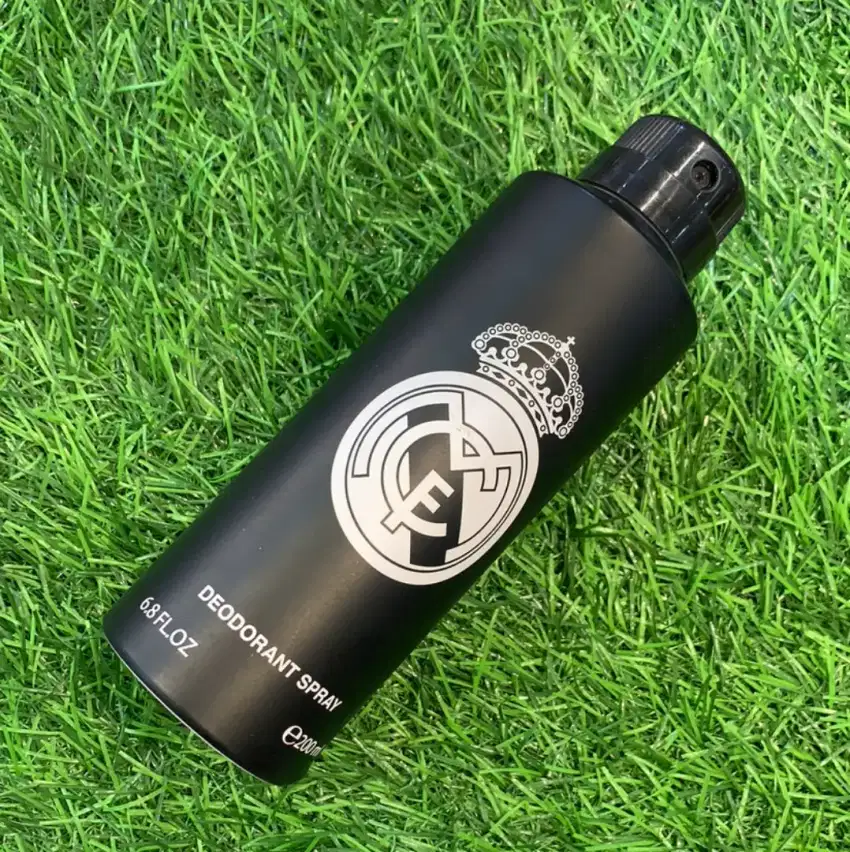 Parfum uniqlo , from real madrid