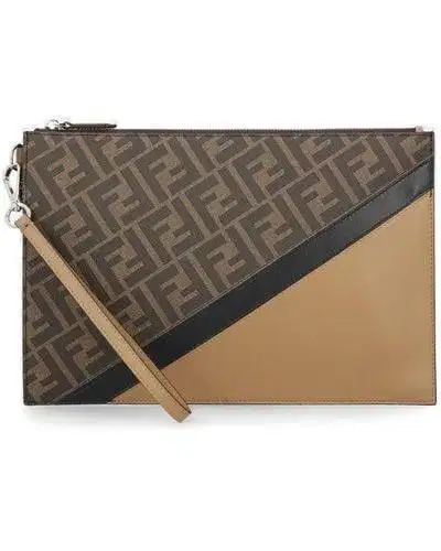 LIKE NEW FENDI Pouch and 100% Authentic. Barang merupakan Kado.