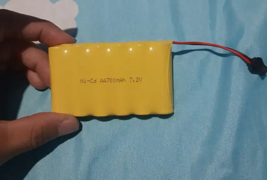 Baterai Charger 7.2 Volt AA 700MAH