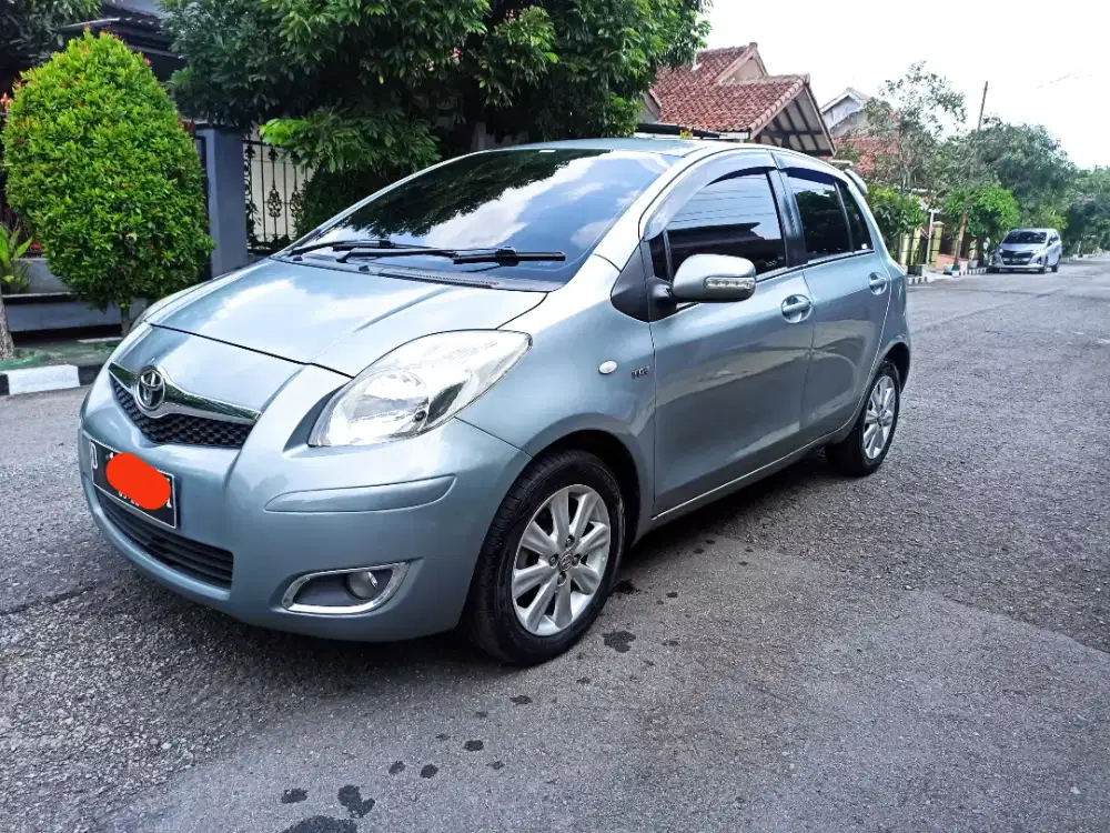 JUAL CEPAT Yaris MT 2011 Type J Low Kilometer