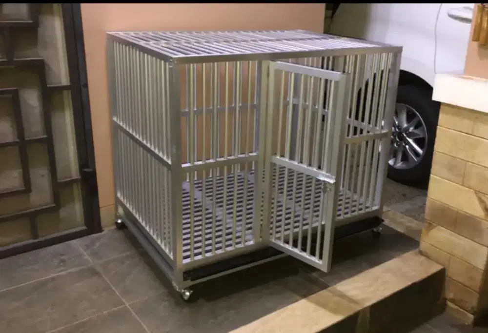 Kandang anjing alumunium