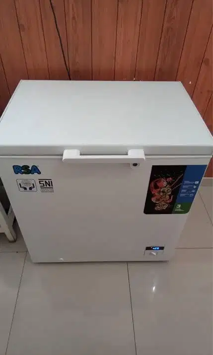 KREDIT CHEST FREEZER RSA 200 LITER By Homecredit Marelan