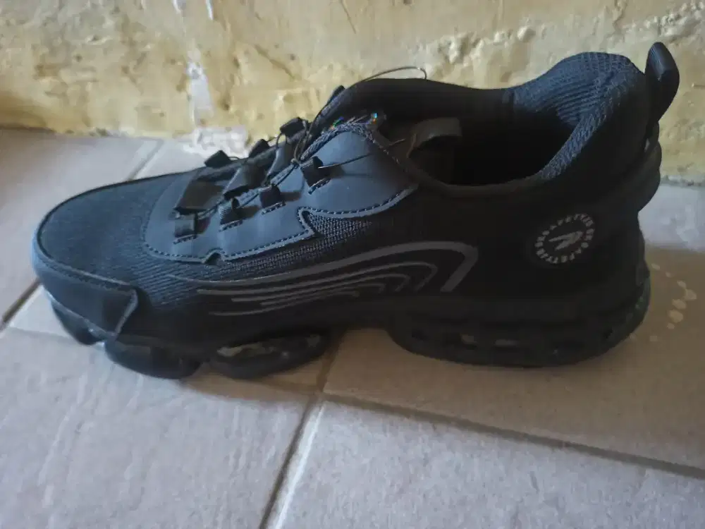 Dijual Muraaahh!!! Sepatu Outdoor Pria