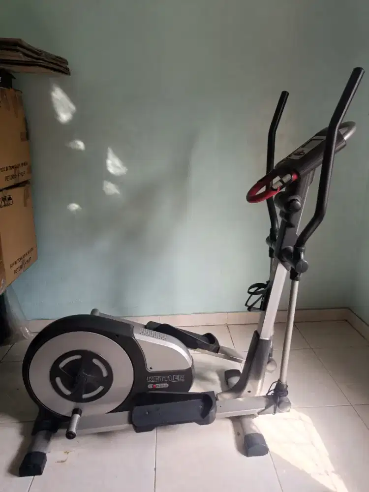 KETTLER. CARDIO FITNESS. Elliptical trainer