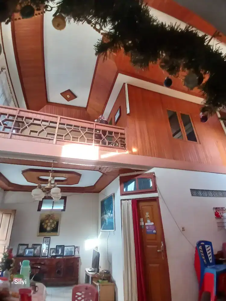 Dijual rumah di Winangun Manado harga turun