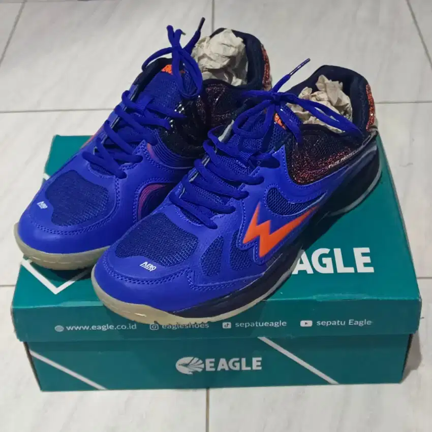 Sepatu Badminton Eagle Cygnus Size 43