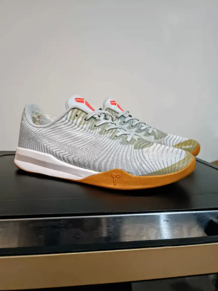 Nike KB Mentality 2 Wolf Grey Size 44.5 insole 28.5