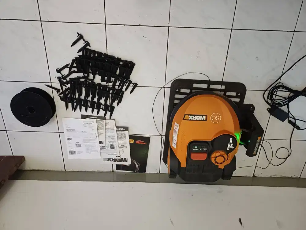 Mesin Potong Rumput - Robot Potong Rumput  Worx Landroid S500i