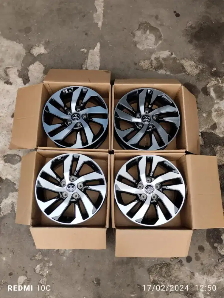 Velg oem rush trd r16 5x114.3 lbr6,5 et45