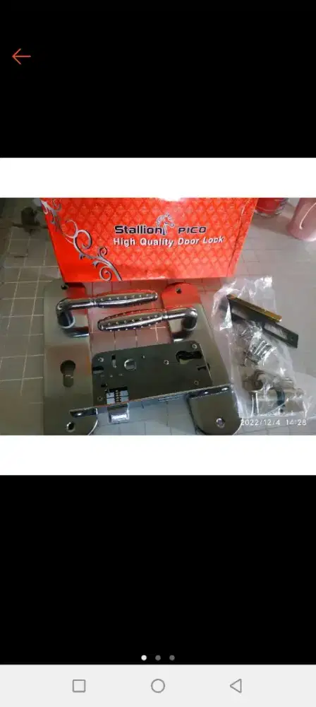 Gagang pintu stainless