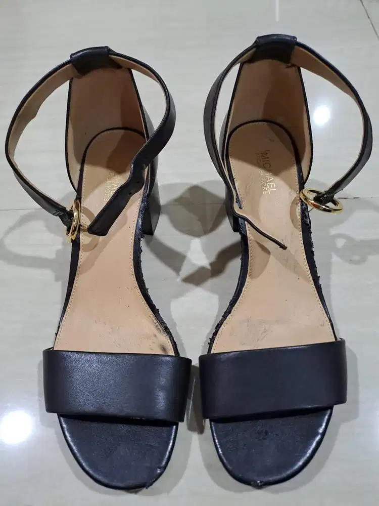 HEEL'S MICHAEL KORS (PRELOVED)