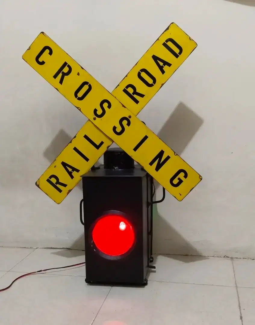Lampu sinyal kereta antik papan sign enamel retro vintage jadul lawas