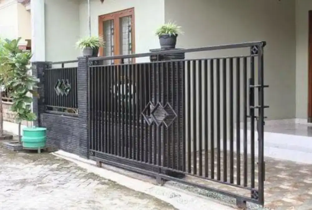 Menerima pesanan pembuatan pagar besi minimalis