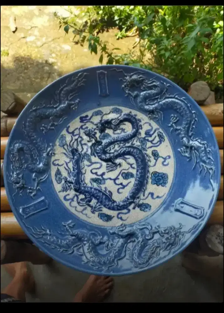 Piring naga kuno tua peninggalan kolektor antik