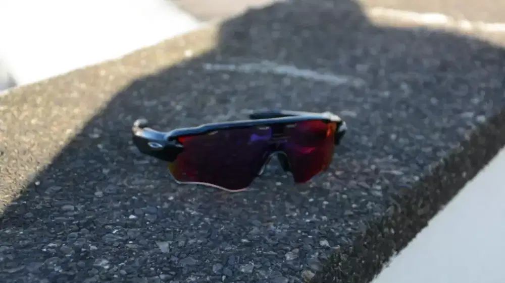 Oakley kacamata bluetooth ,hardcase uniqlo