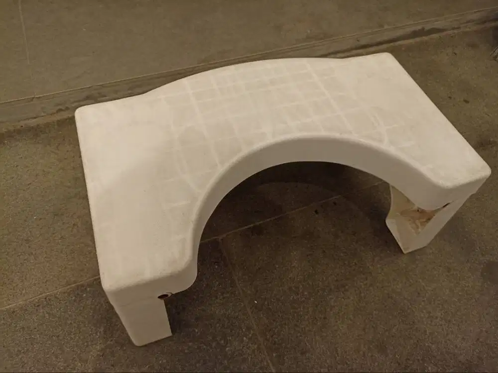 Step Stool Lipat - Putih