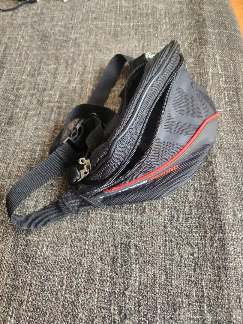 NETT PRICE ‼️ Vanucci Sportivo waistbag for motorbike