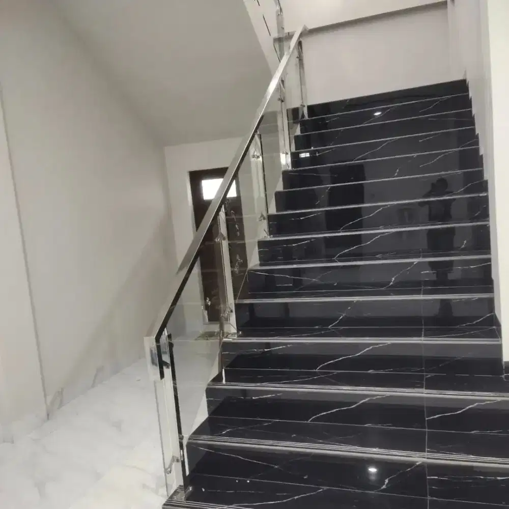 Railing kaca reling balkon stanlis & kanopi alderon spandek solarflat