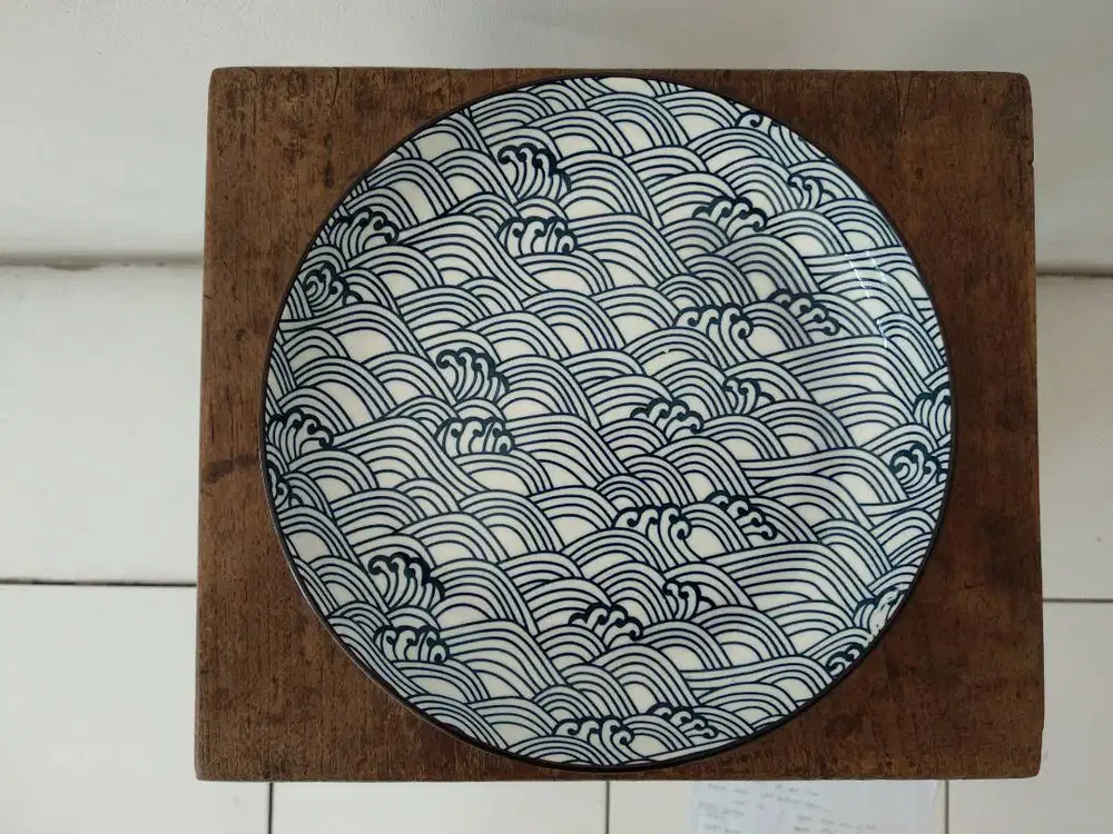 Piring keramik cantik