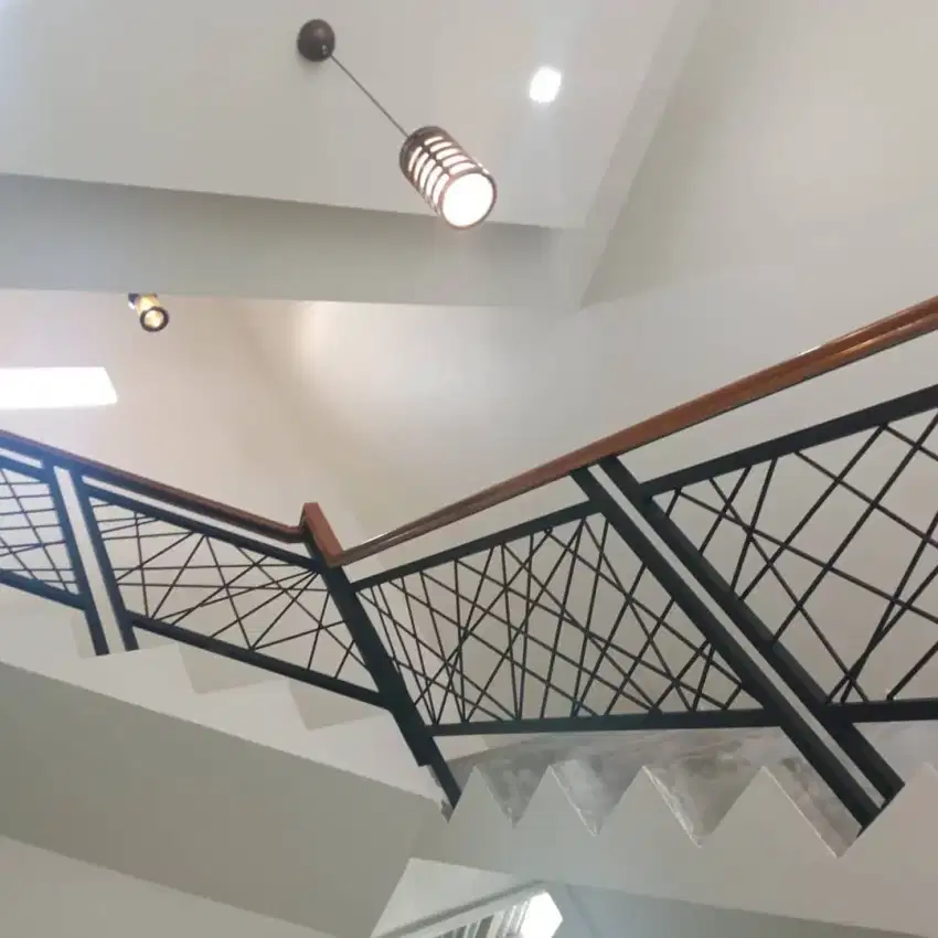 Railing tangga minimalis