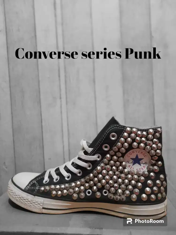 Sepatu cheap punk converse