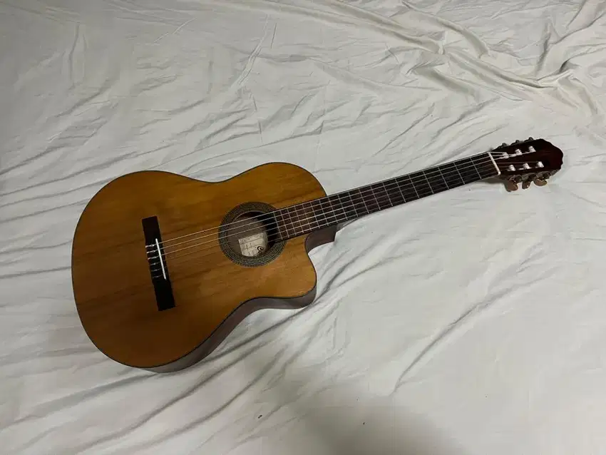 Cort ac120 ce op nylon akustik