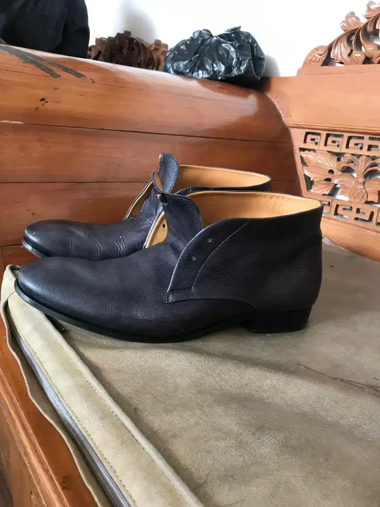 sepatu AIGNER ukuran 41 asli