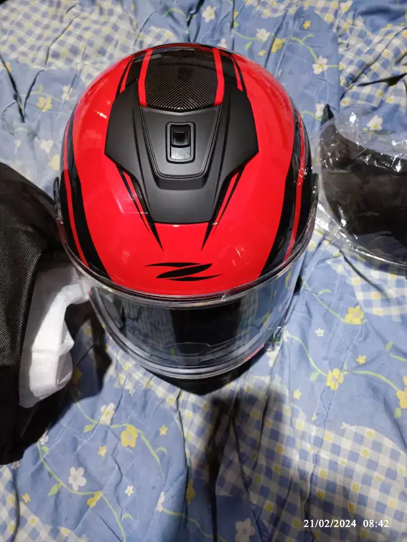 Helm Zeus zs 822