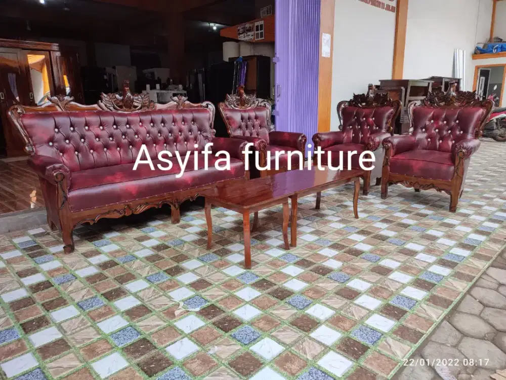 Kursi jati Garuda & Romawi