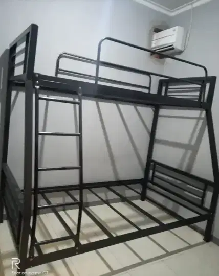risbang besi tingkat ranjang tingkat besi berbagai ukuran dan model