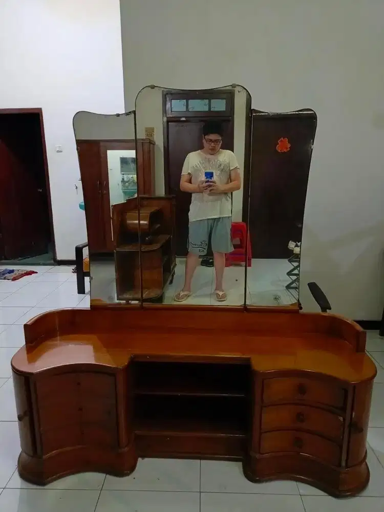 Meja Rias Kayu Jati Lama Jaman Nenek
