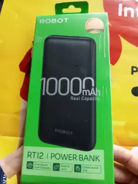 POWER BANK ROBOT KWALITAS BAGUS PENGISI BATERAI HP SAAT BEPERGIAN.