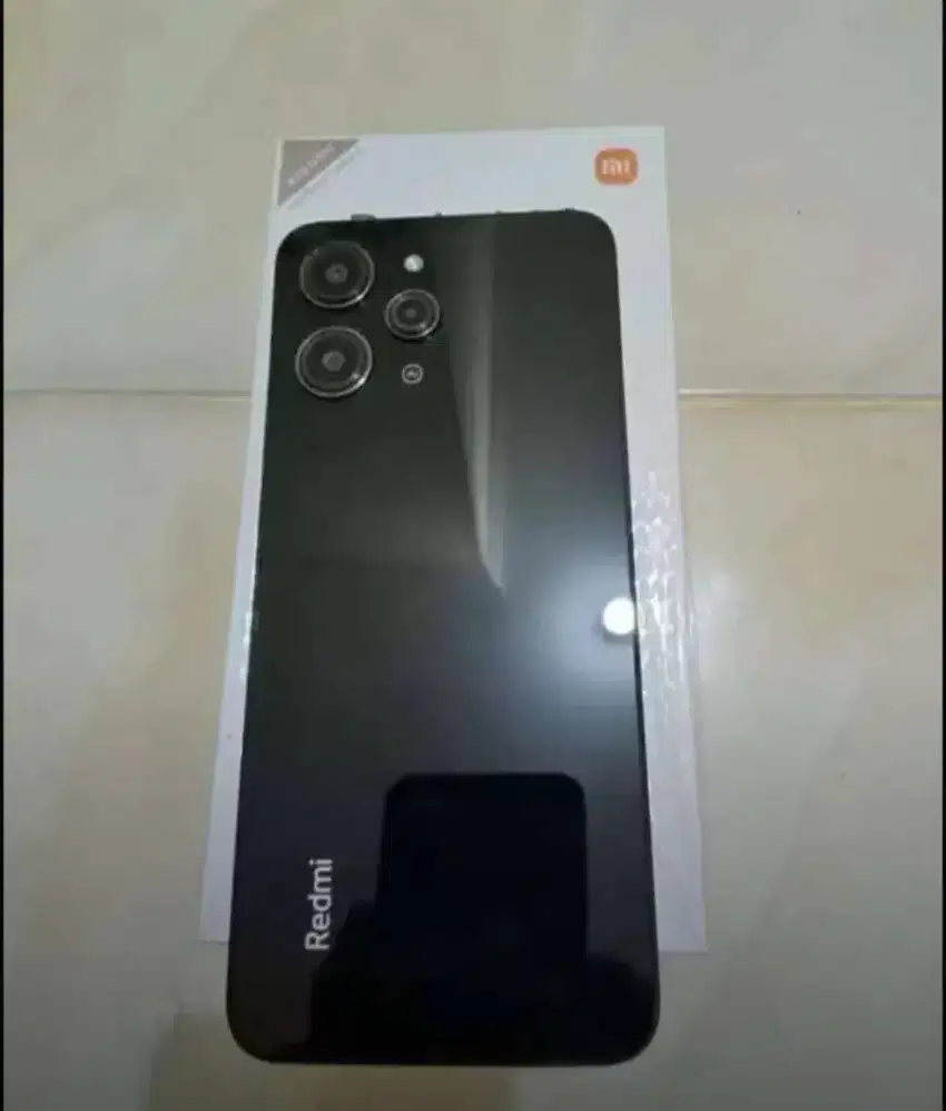 Xiaomi Redmi 12 ram 8/256gb