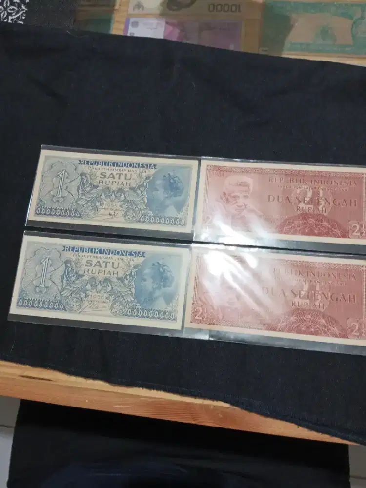 1 dan 2,5 tahun 54 dan 56