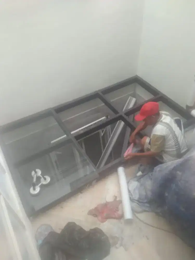 Partisi aluminium ,kaca ,gypsum