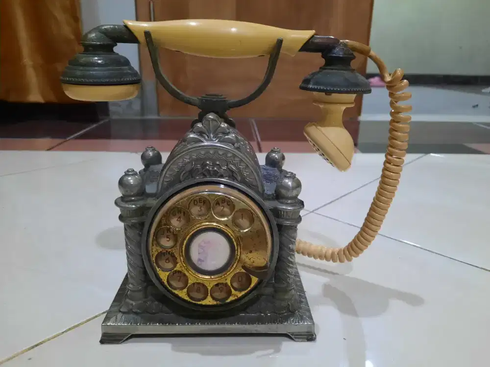 Jual telpon antik