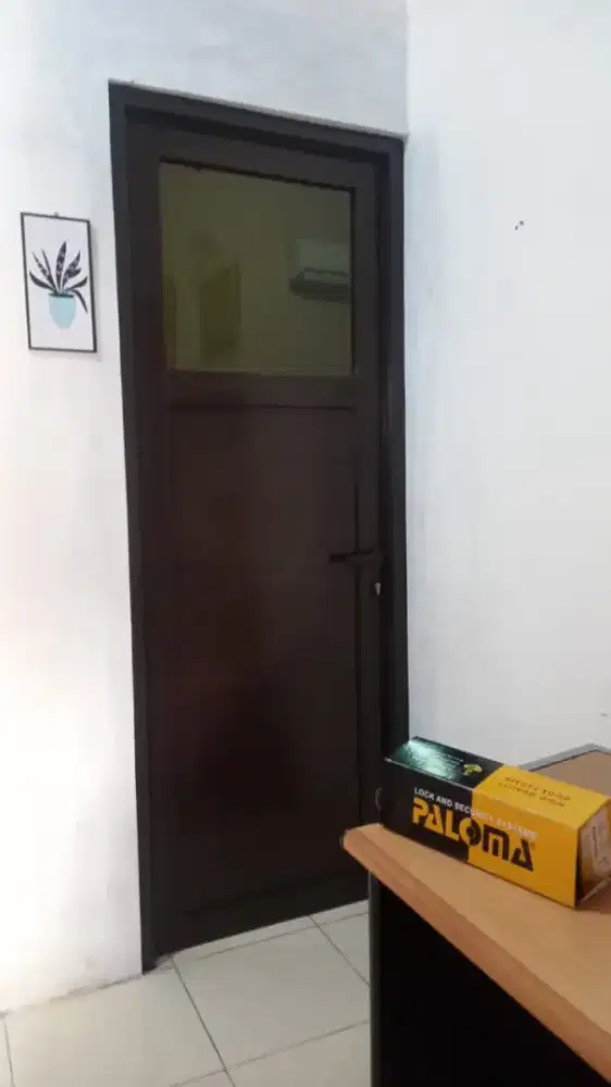 Pintu alumunium ornament