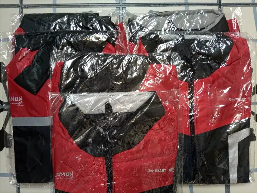 Jaket Honda ada 6 biji borongan aja.