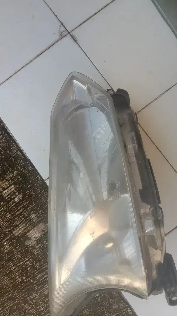 Lampu utama kanan all new Avanza Head lamp kanan