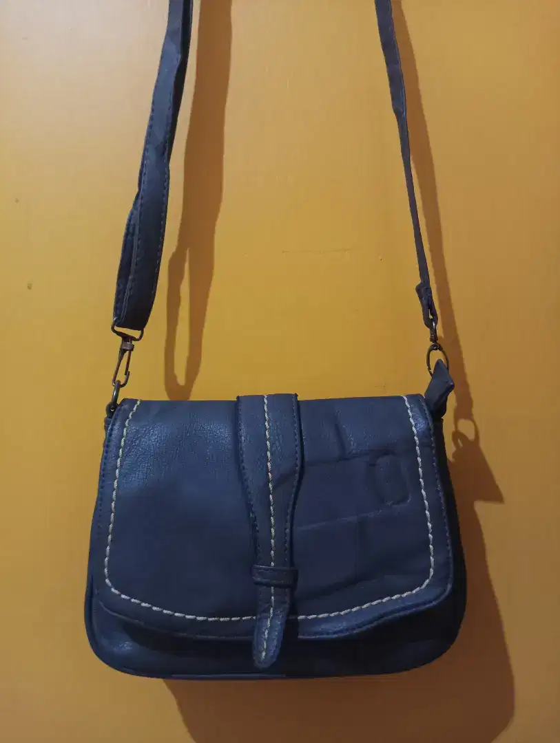 Sling Bag / Tas Sling Kulit Warna Abu