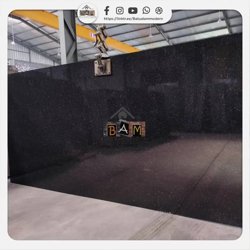 Granit Alam Black Gold atau Black Galaxy