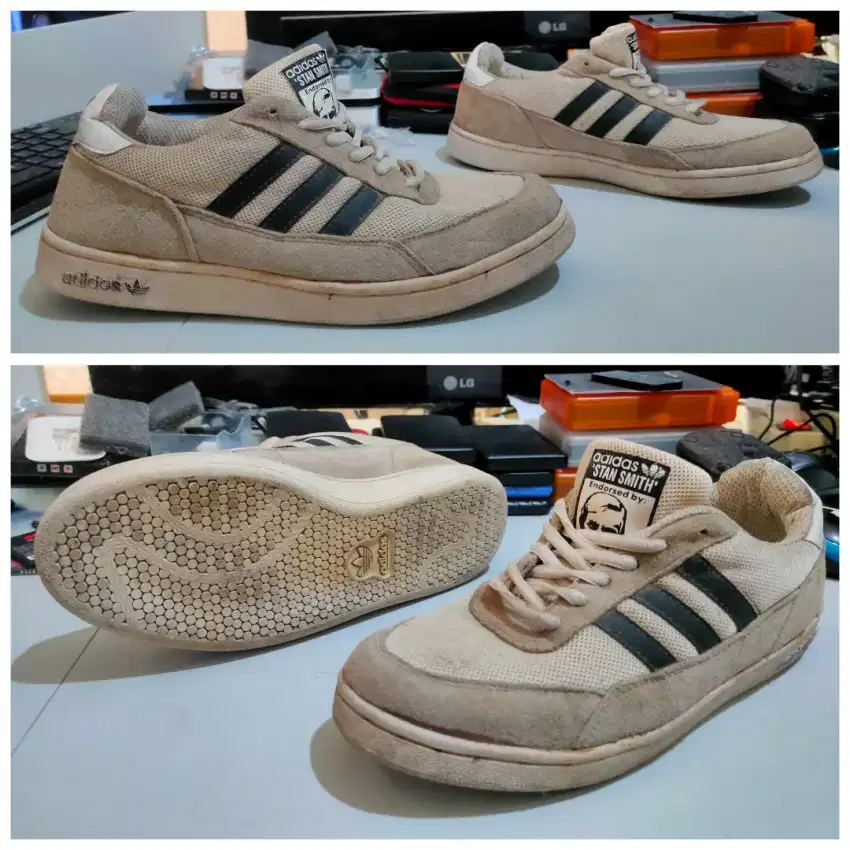 Sepatu ADIDAS Stan Smith (size 43-44 sneaker tennis bahan kulit Suede)