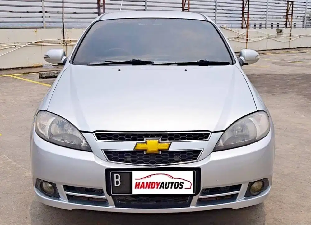 Chevrolet Optra Magnum 1.6 Tahun 2010 Facelift Automatic Silver Metali ...