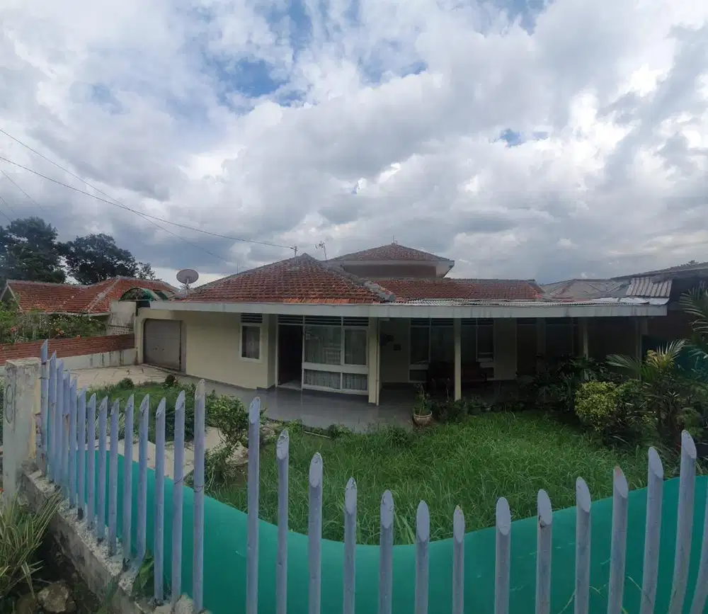 Rumah di Perumahan Balitvet di Belakang House of Donatello