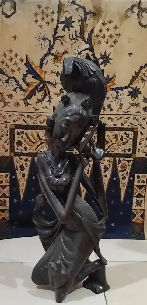 Patung Ukiran Kayu Jati