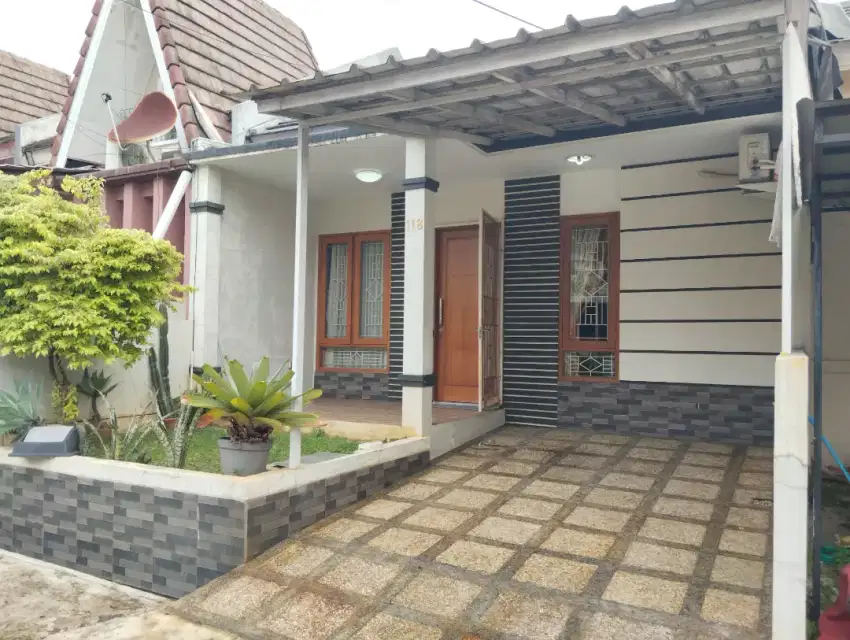 Sewa Rumah Full Furniture tinggal Huni!!