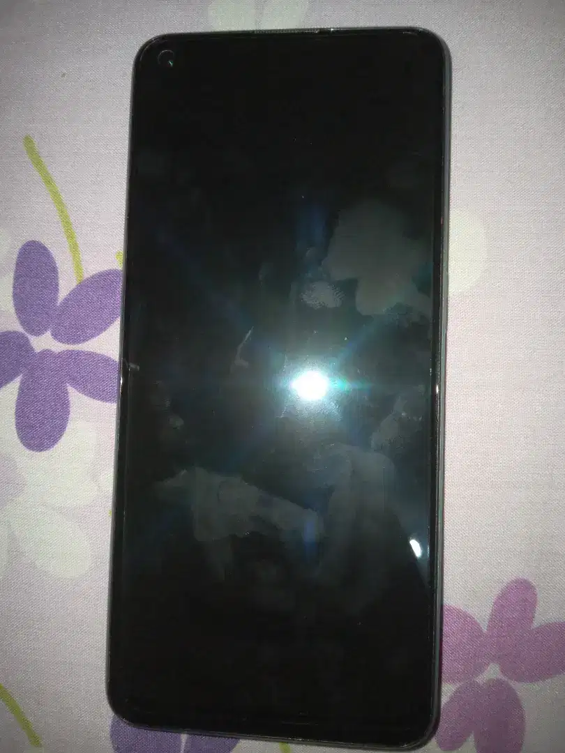 Di jual cepat hp Oppo Reno 7Z 5g Ram 8/128 gb.