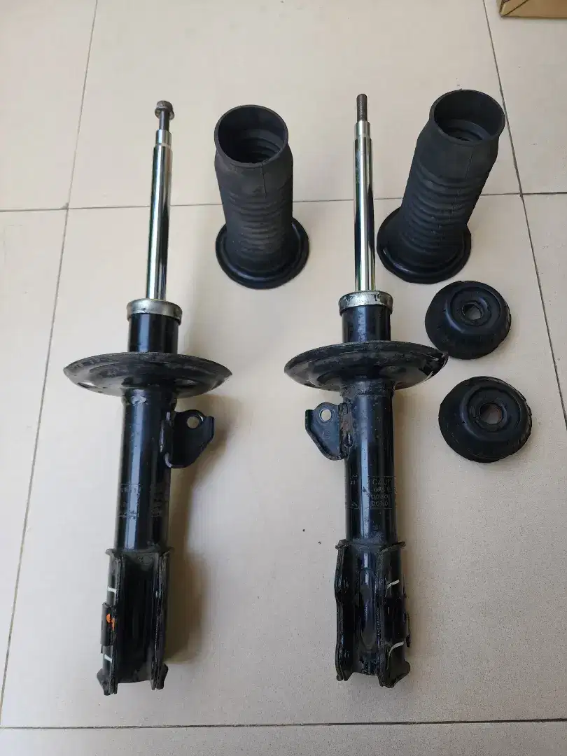 Shockbreaker yaris bapao