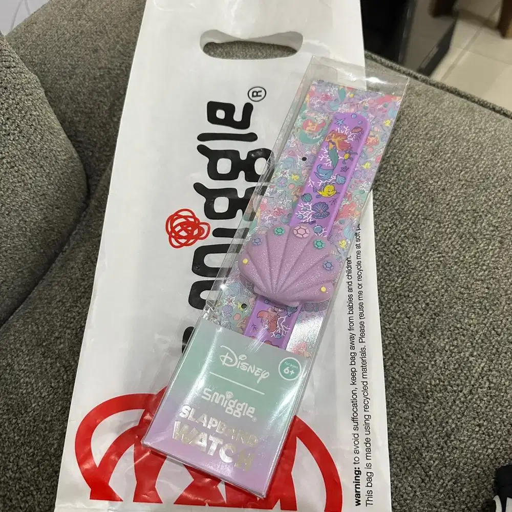 Jam tangan Smiggle Disney Shell