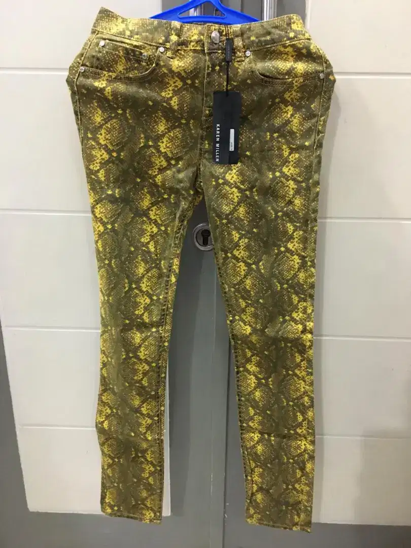 Clana jeans Karen Millen LP 70 (baru)
